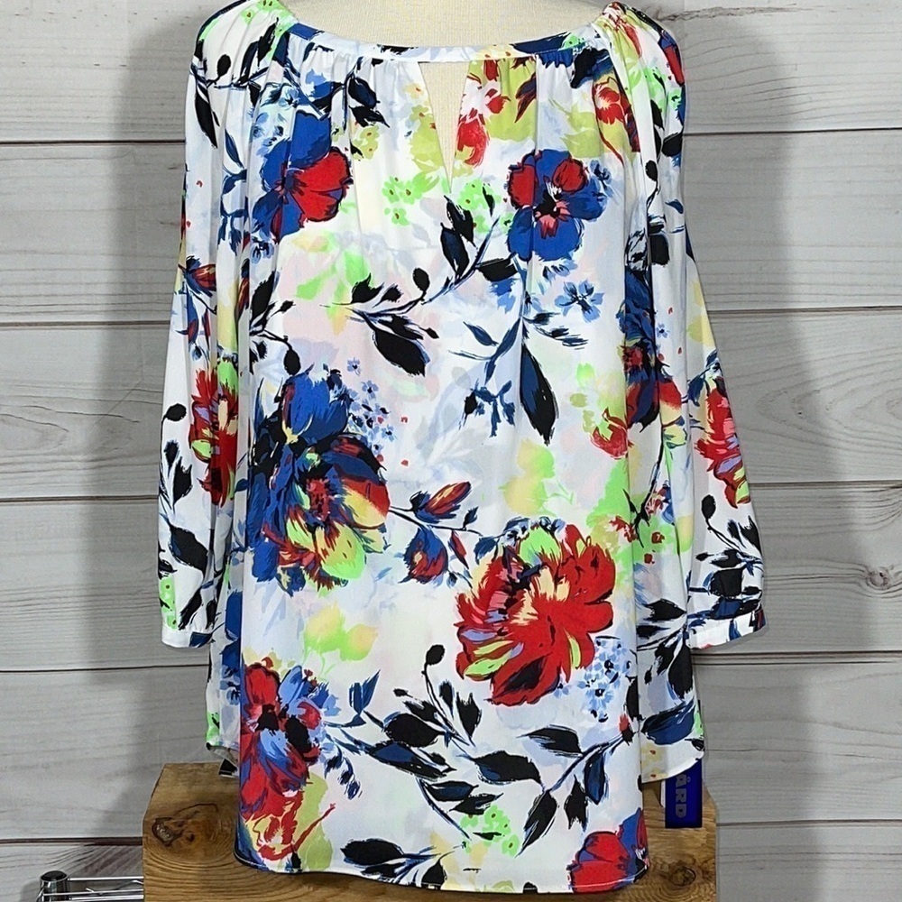 NWT Cold Shoulder White & Multicolor Floral Nygard Tunic Top Size 16P